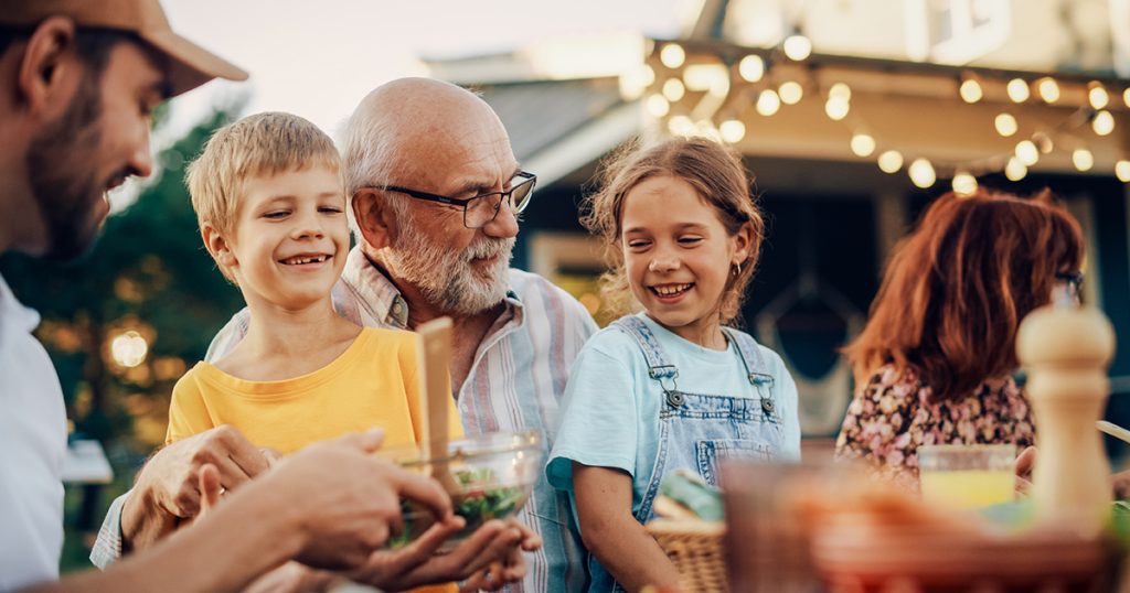 Blog - Alienating Behaviors and Their Role in Undermining Family Dynamics